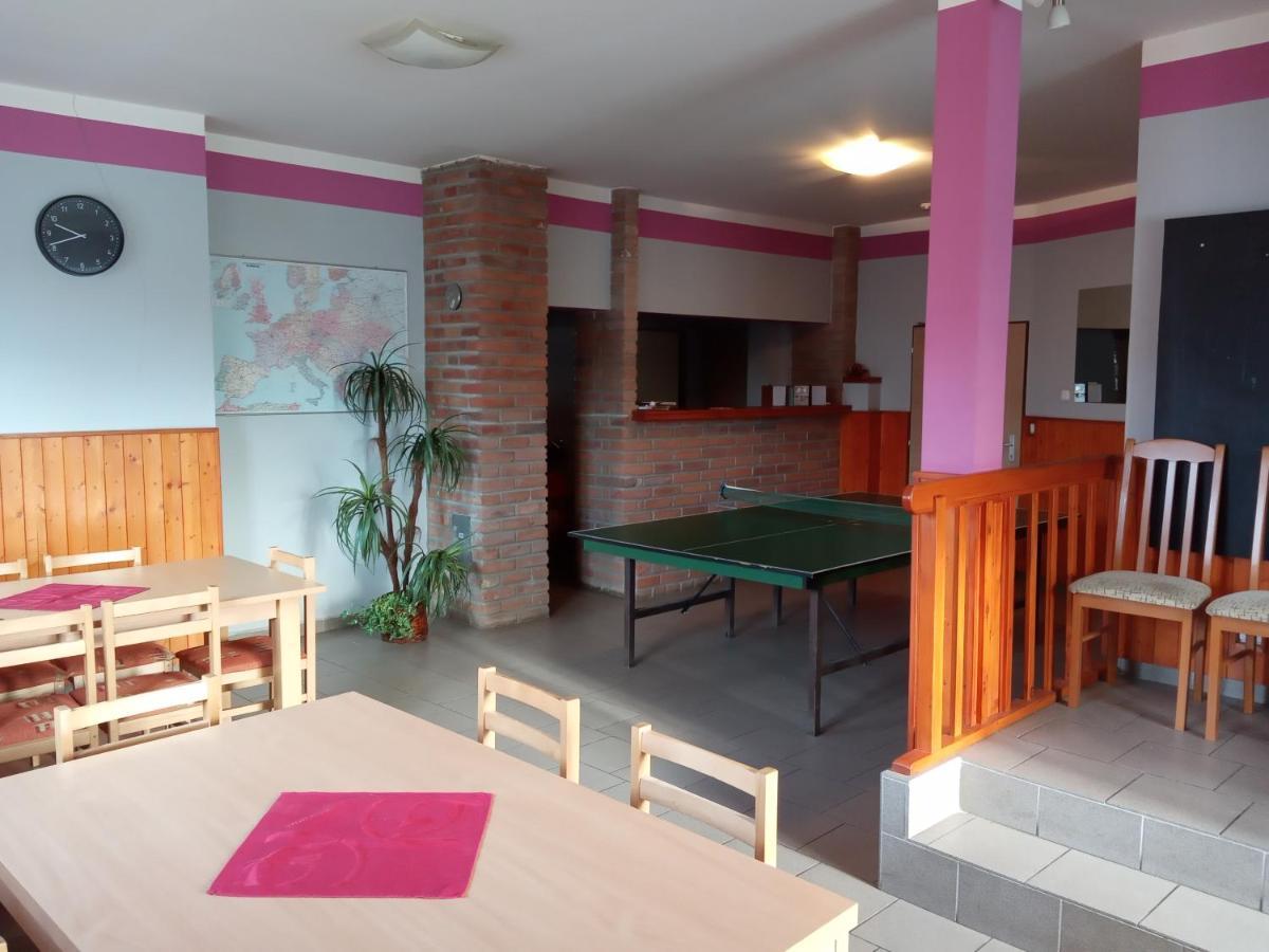 Penzion&ubytování Chrast  Exterior foto